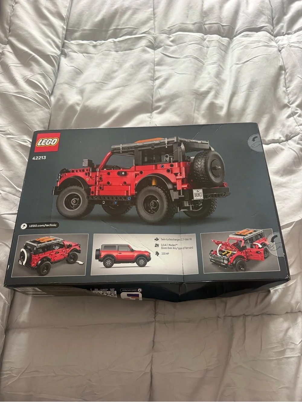 LEGO Technic Red Ford Bronco SUV Building Set (943 pcs)